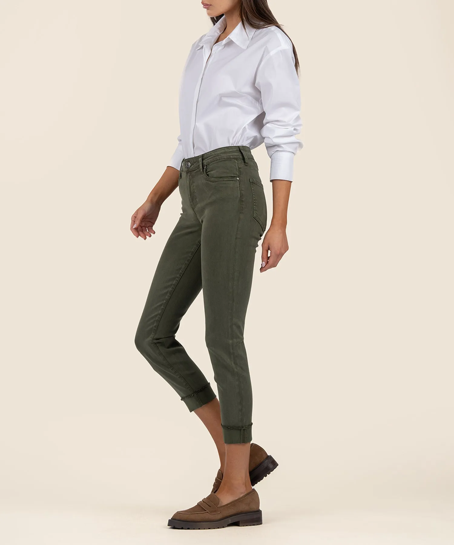 Amy Mid Rise Crop Straight Leg