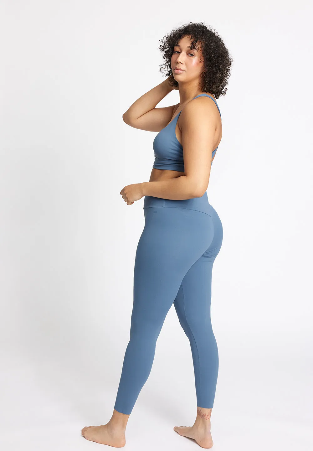 Butter Soft Sports Bra Seinna - bering sea