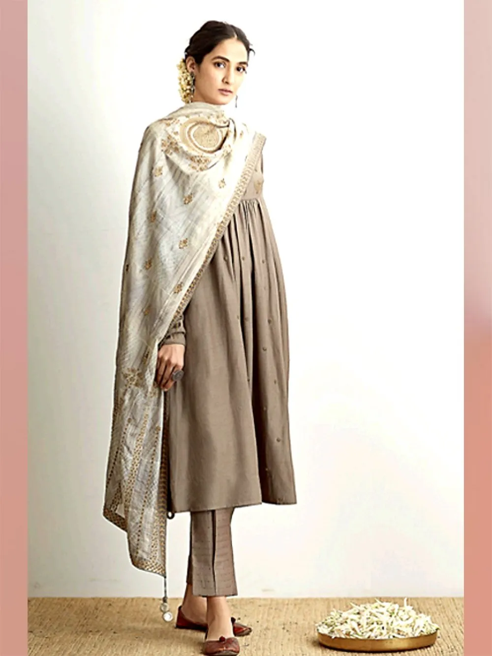 Dhruv Singh   I   kurta-pants-odhana-set-of-2-grey-calf-length-hand-embroidered-kurta-with-grey-dotted-pants-grey-and-beige