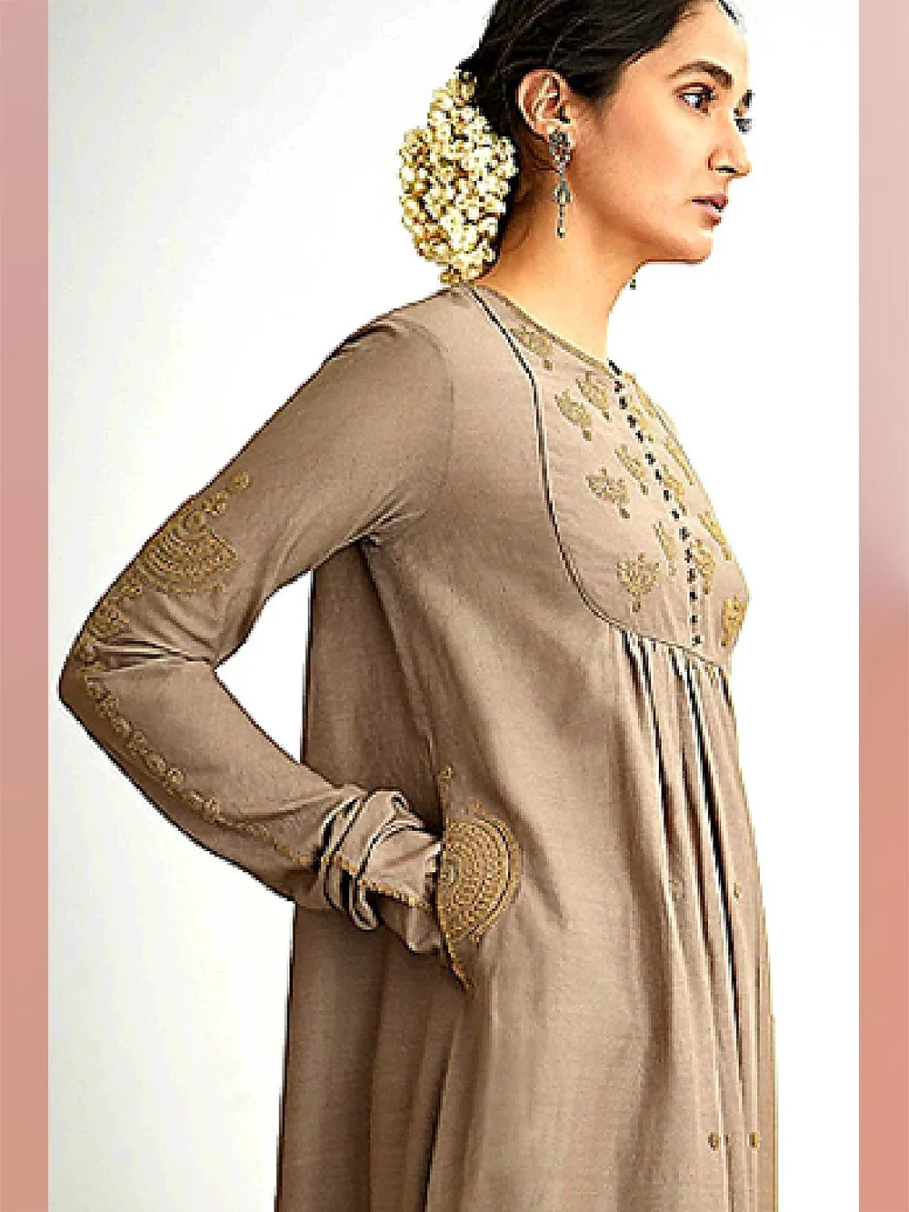 Dhruv Singh   I   kurta-pants-odhana-set-of-2-grey-calf-length-hand-embroidered-kurta-with-grey-dotted-pants-grey-and-beige