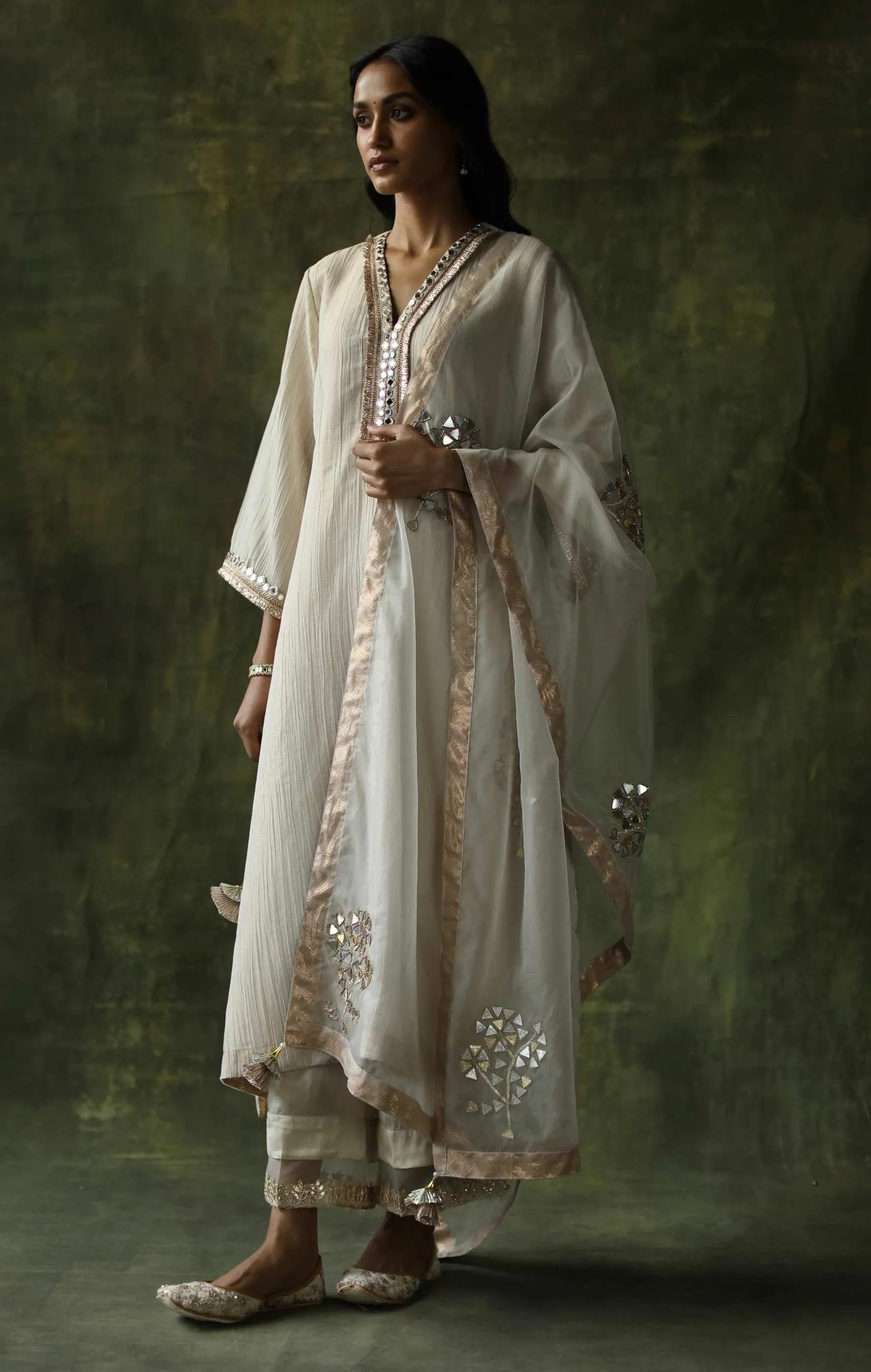Ivory Bahaar A-line Cut Kurta Set