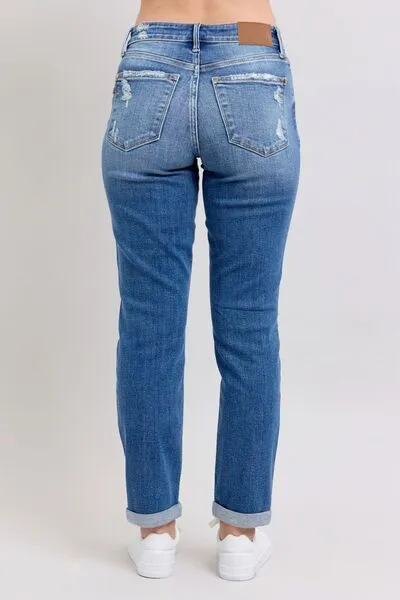 JUDY BLUE FULL SIZE BUTTON DISTRESSED JEANS WITH POCKETS
