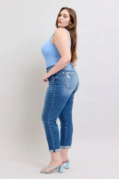 JUDY BLUE FULL SIZE BUTTON DISTRESSED JEANS WITH POCKETS