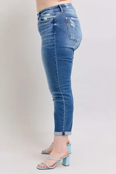 JUDY BLUE FULL SIZE BUTTON DISTRESSED JEANS WITH POCKETS