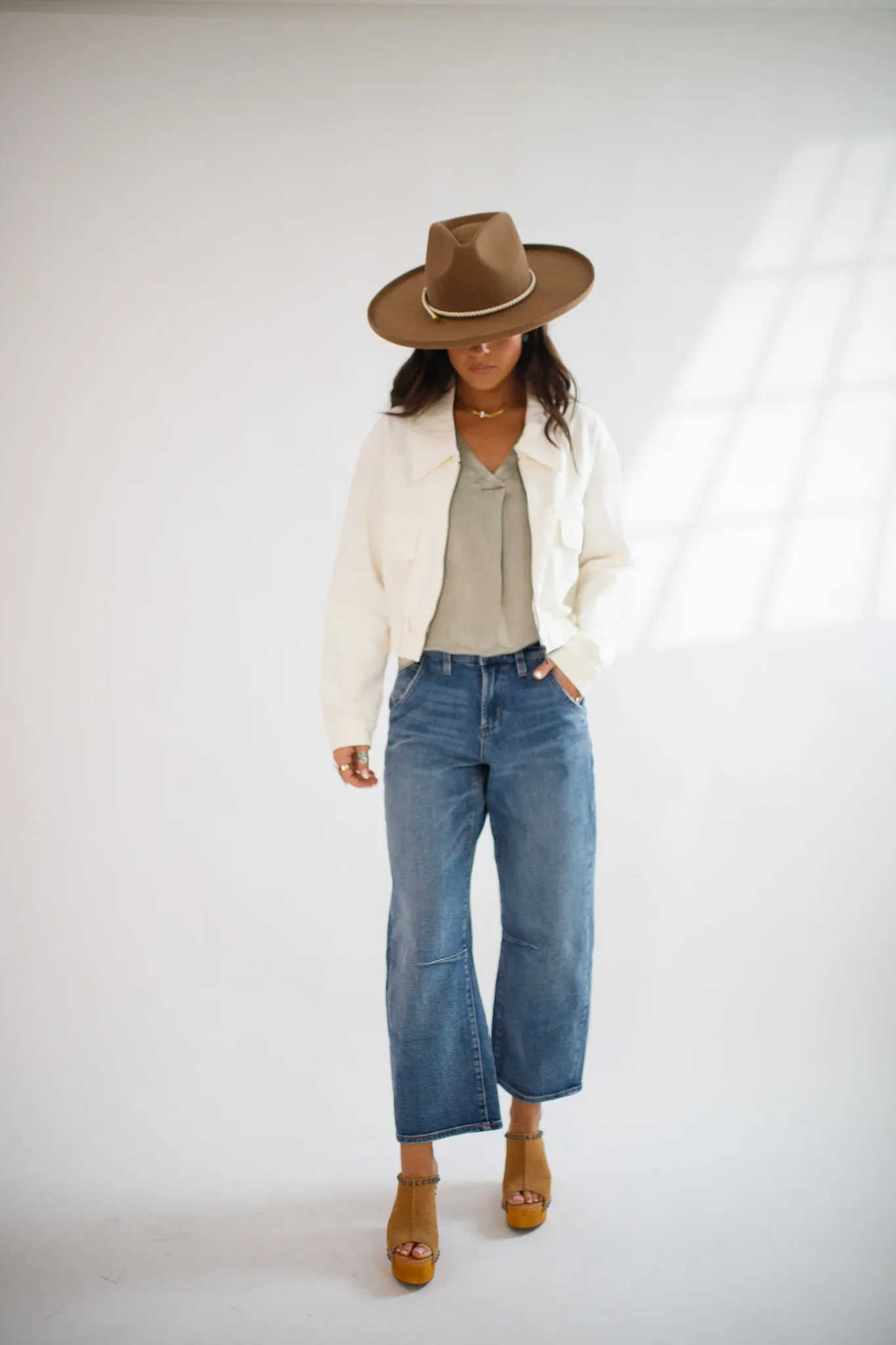 Lasso Barrel Jean