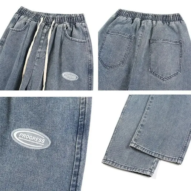 Light-Wash Baggy Jeans for the Soft Boy Aesthetic