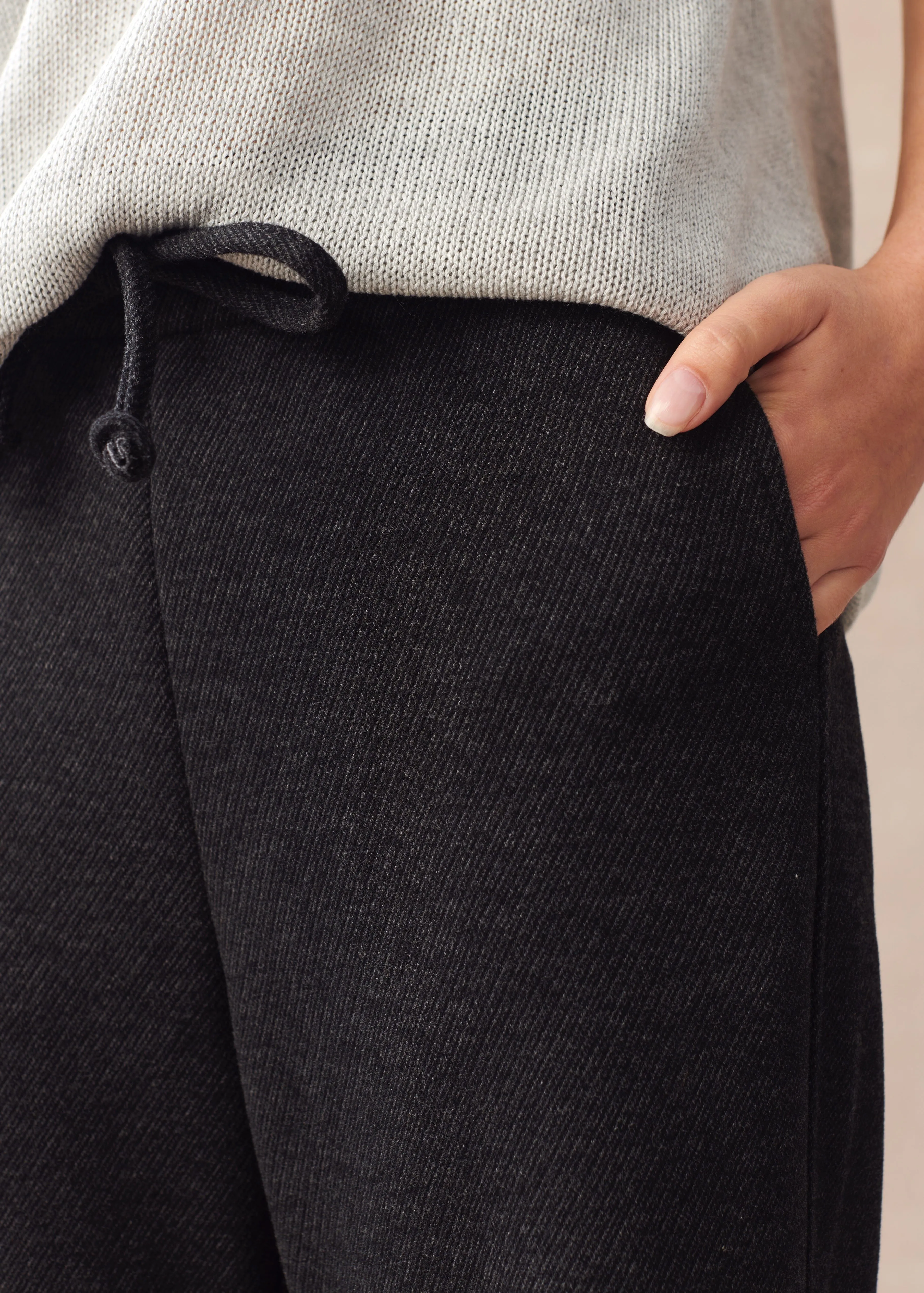 LITTLE LIES Lorna Pants - Charcoal