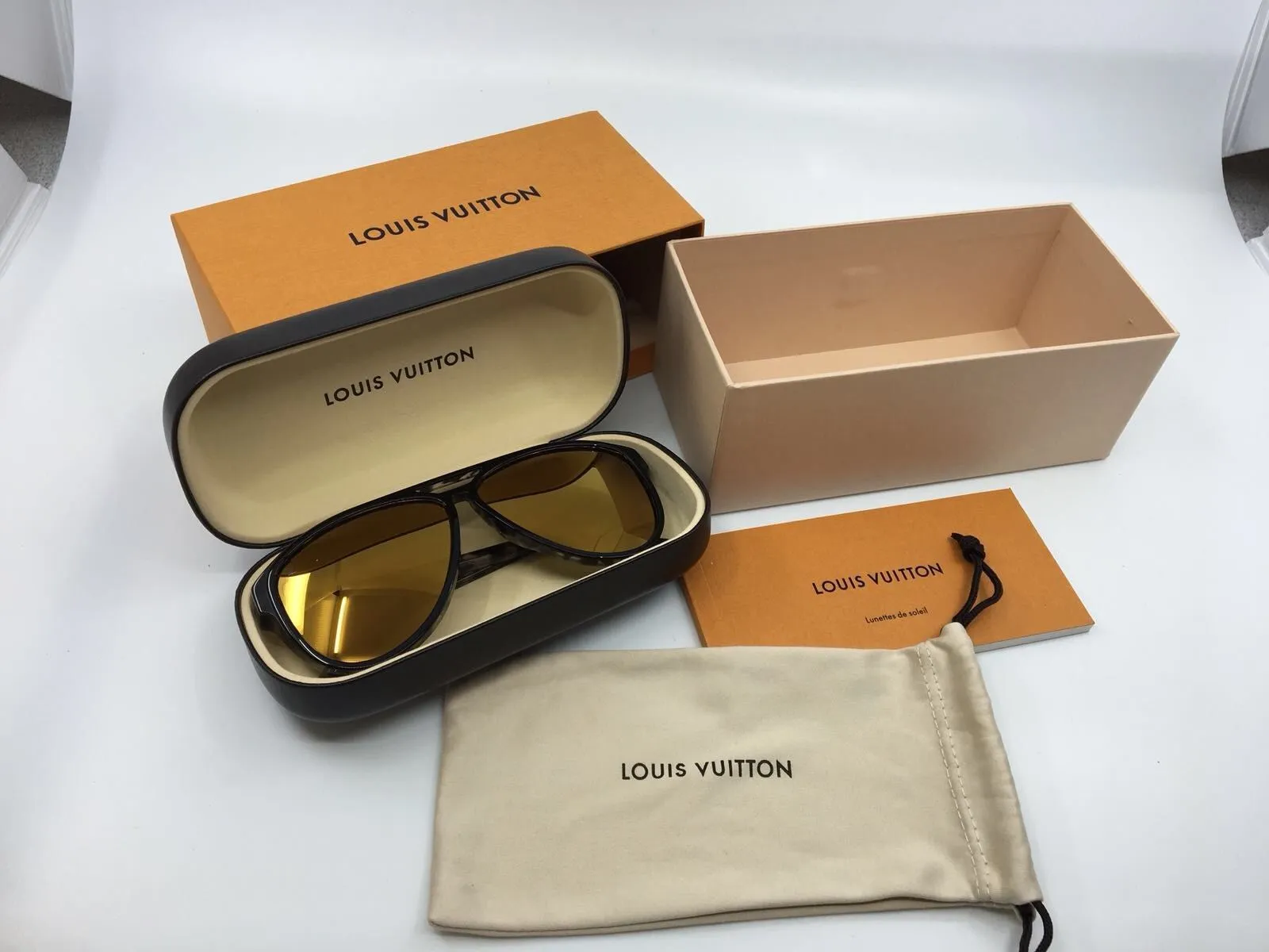 Mowani Tortoise Sunglasses