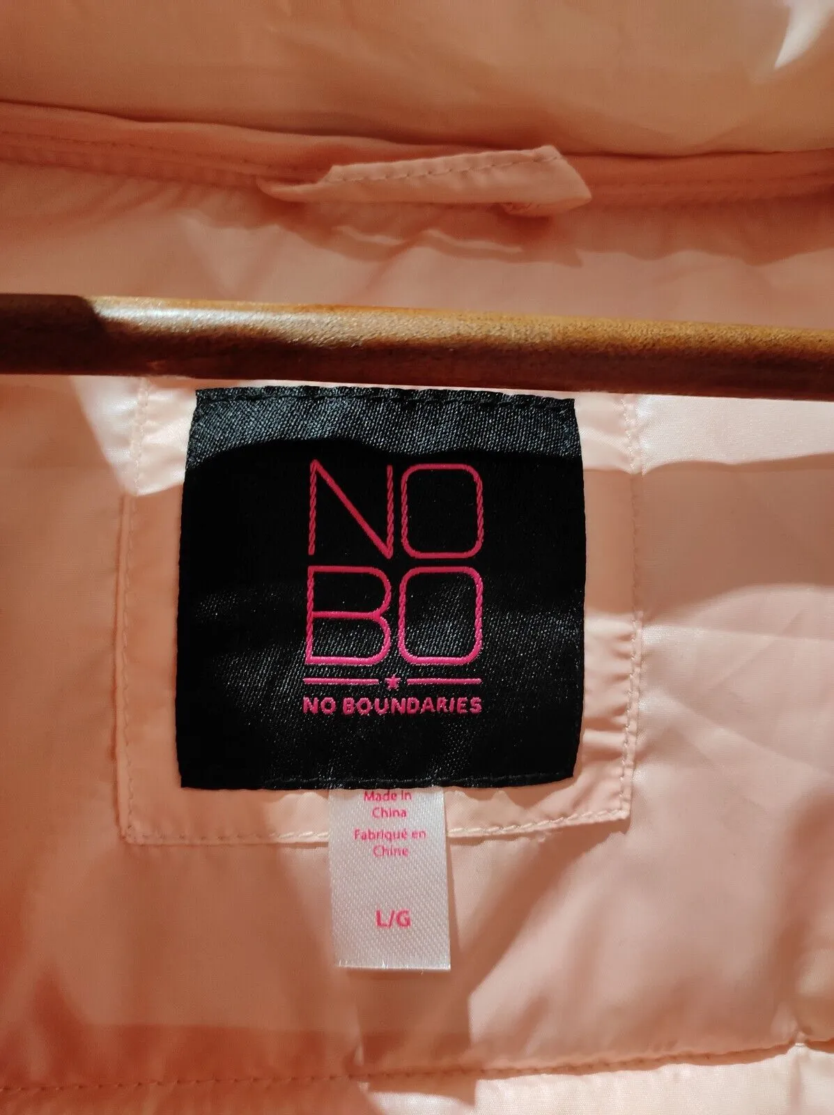 No Boundaries Women's Cropped Puffer Jacket