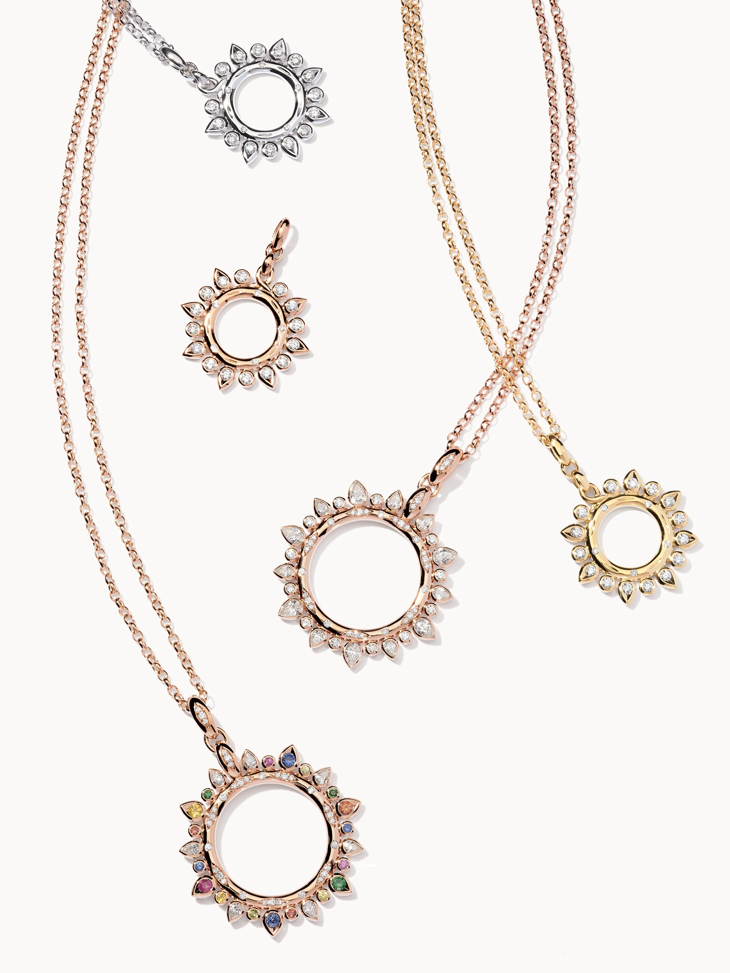 Pendant GYPSY 'Classic' Sun large with Diamonds