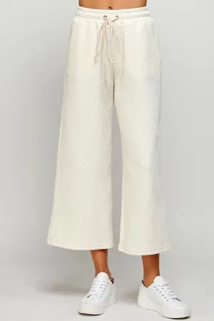 Raelynn Textured Cropped Wide Leg Pants in Cream