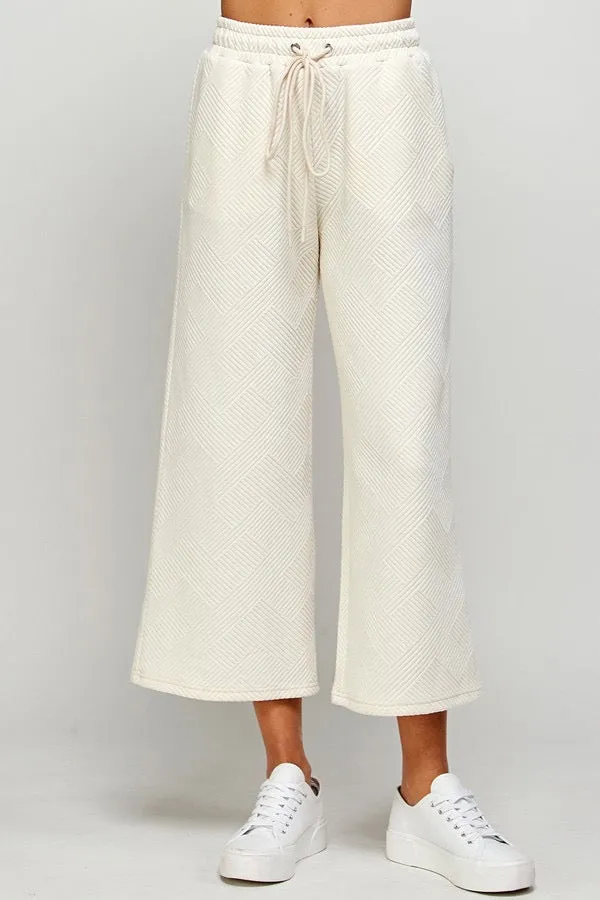 Raelynn Textured Cropped Wide Leg Pants in Cream