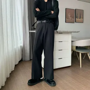 Relaxed Fit Pleated Trousers