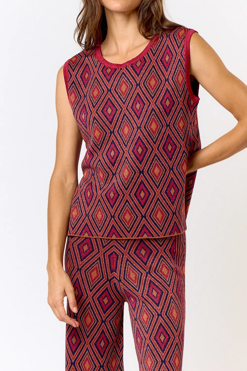 SLEEVELESS SWEATER SET