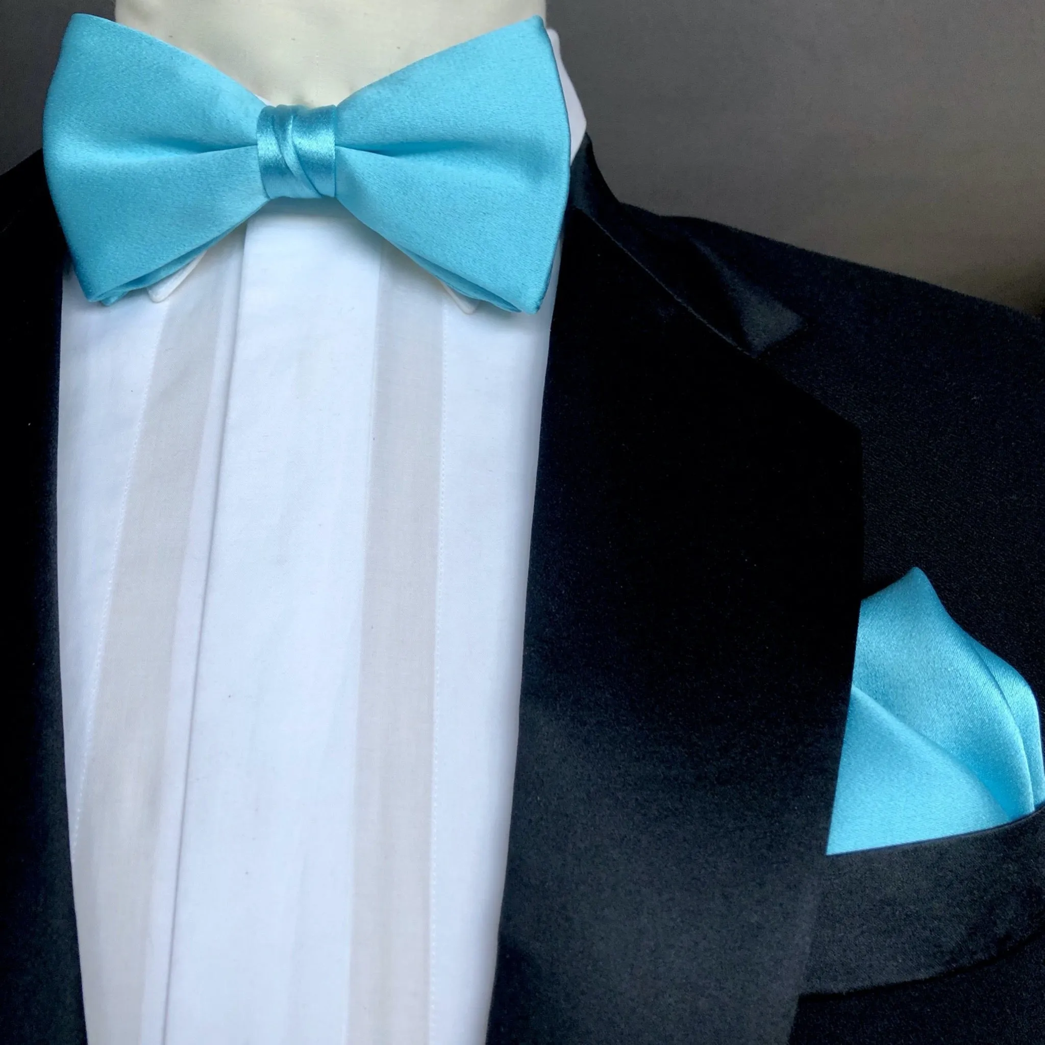 Turquoise Bow Tie