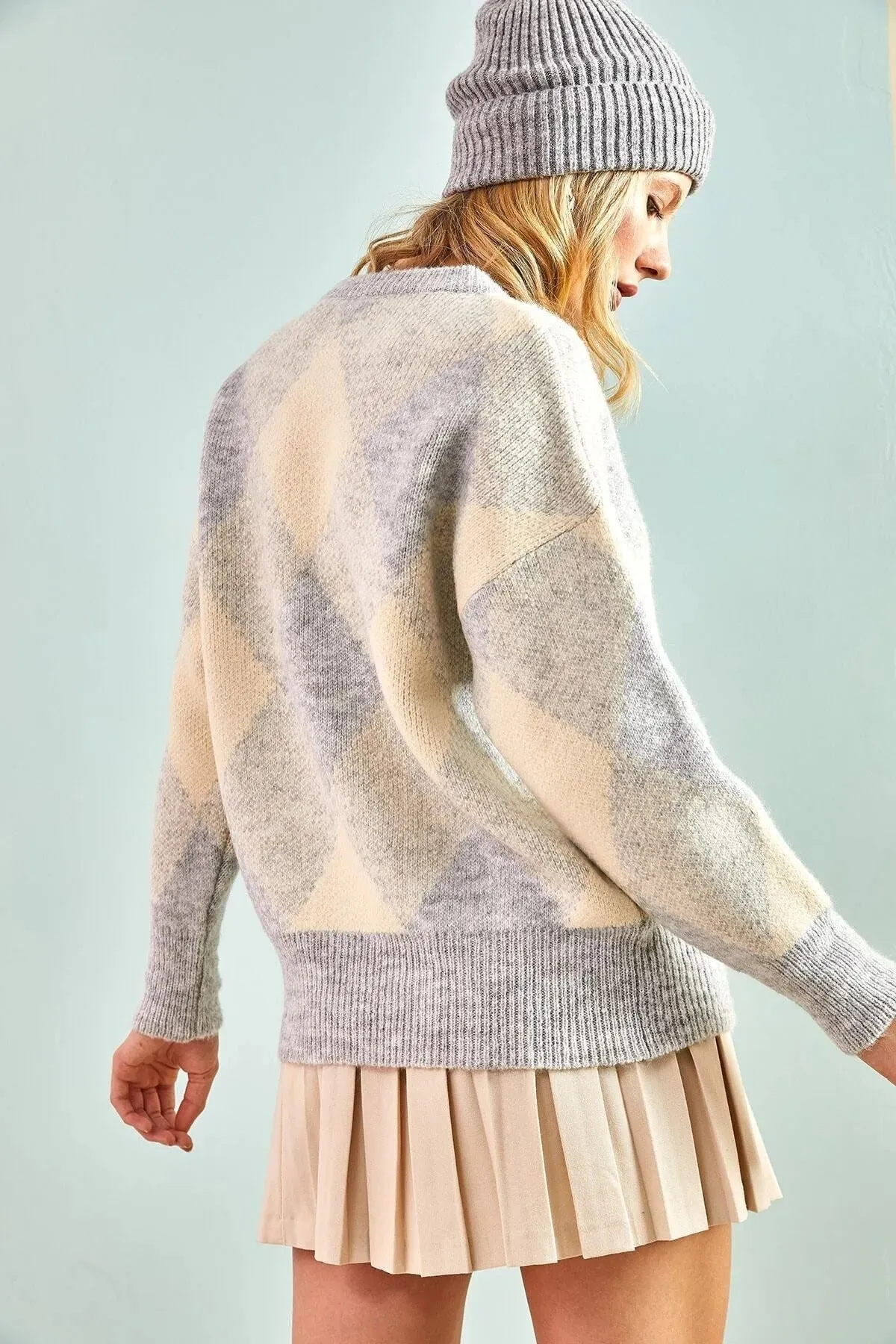 Women's Grid Pattern Knit Sweater