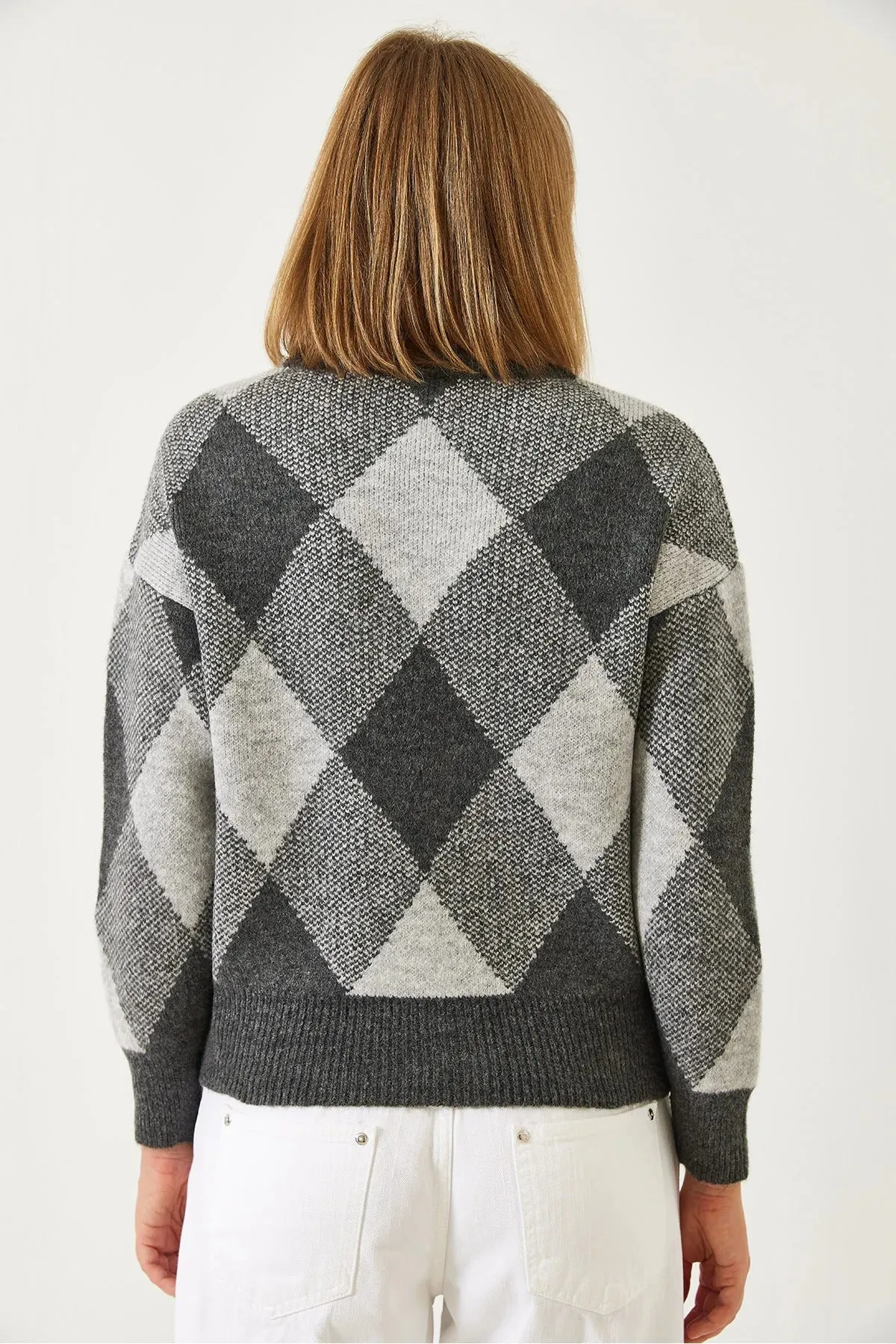 Women's Grid Pattern Knit Sweater